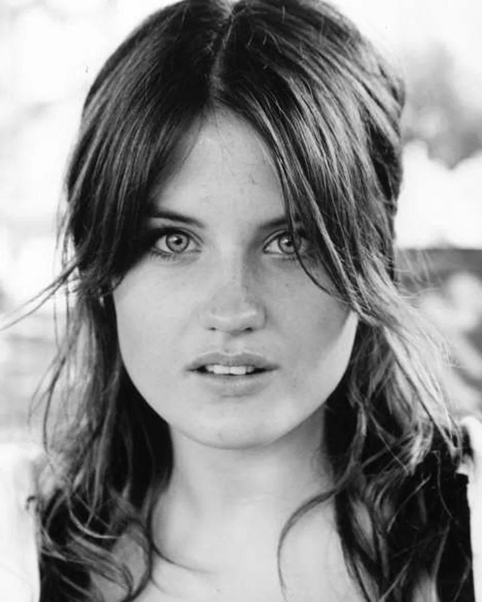 تصویر Nika McGuigan