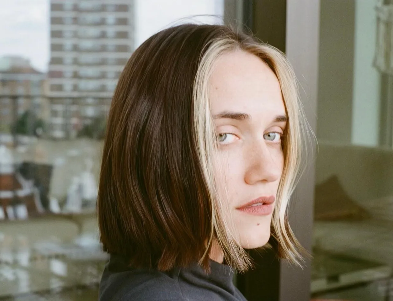 تصویر Alice Kremelberg
