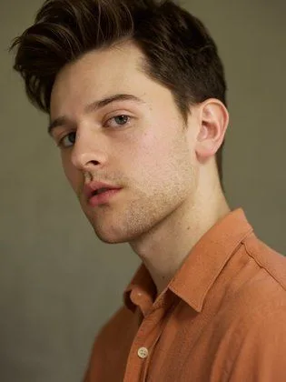 تصویر Travis Tope