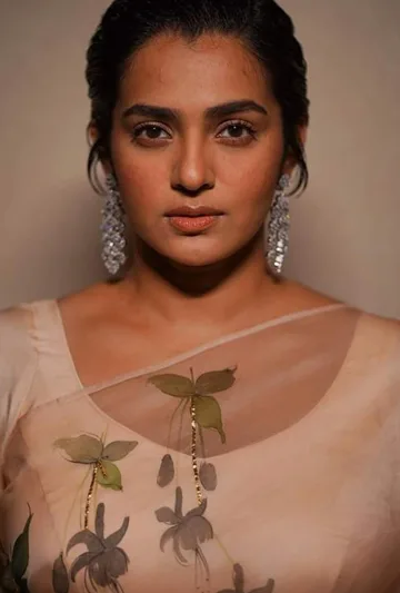تصویر Parvathy Thiruvothu