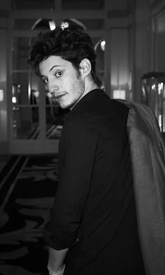 تصویر Pierre Niney