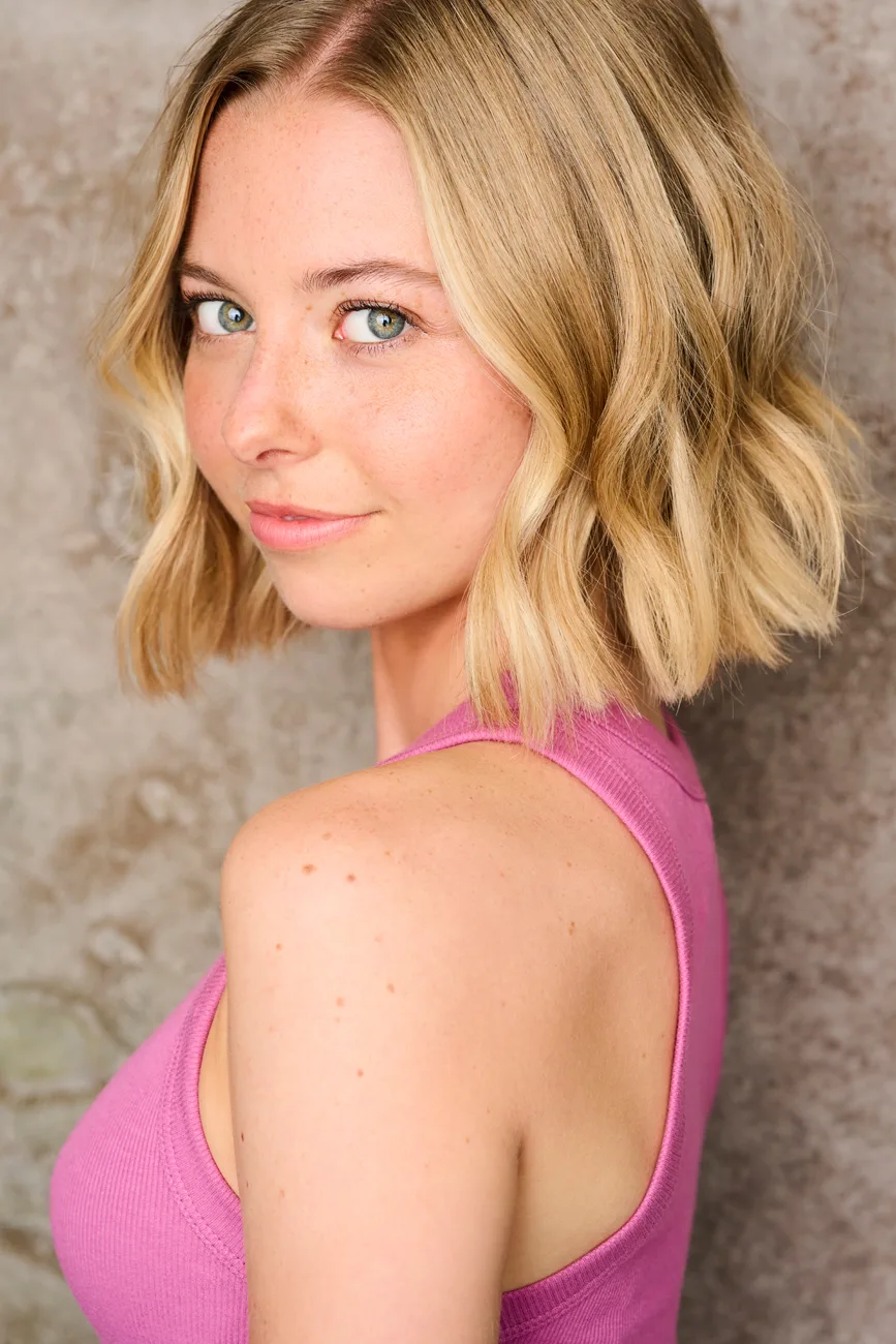 تصویر Maddie Perry