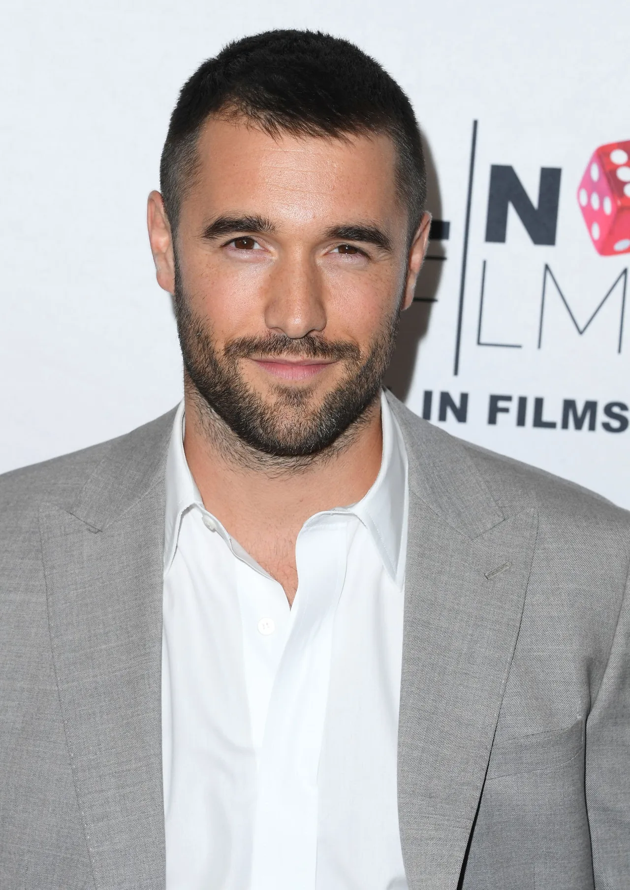 تصویر Josh Bowman