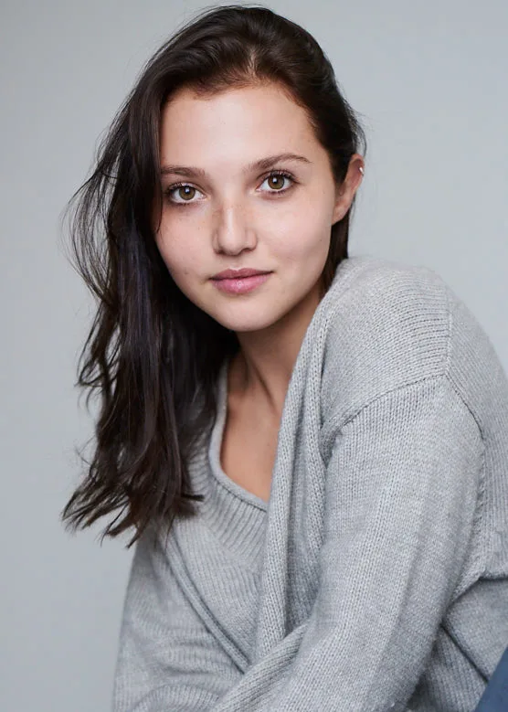 تصویر Mia McKenna-Bruce