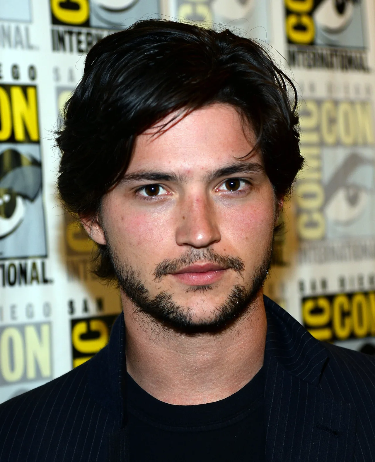 تصویر Thomas McDonell