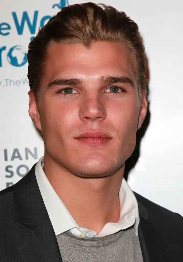 تصویر Chris Zylka
