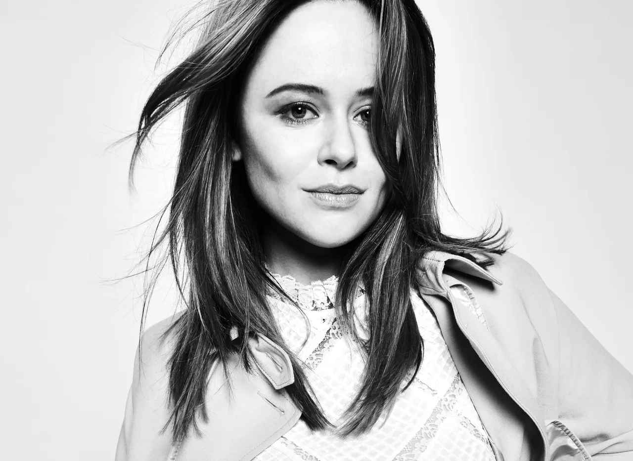 تصویر Emily Atack