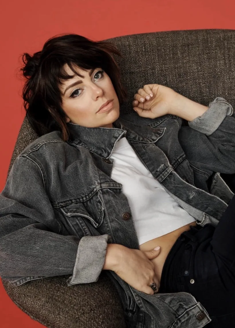 تصویر Krysta Rodriguez