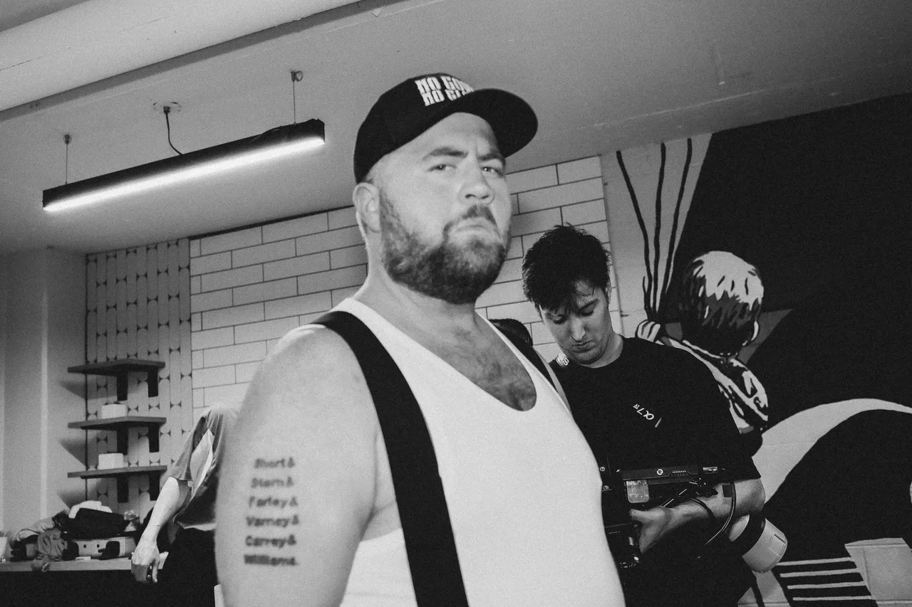 تصویر Paul Walter Hauser