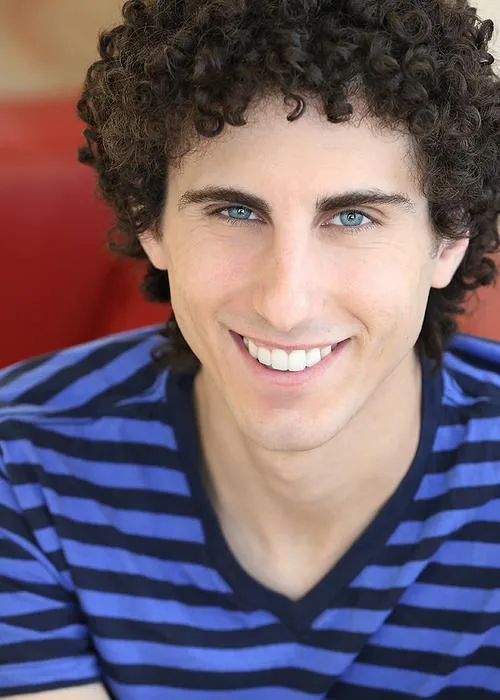 تصویر Alex Lewis