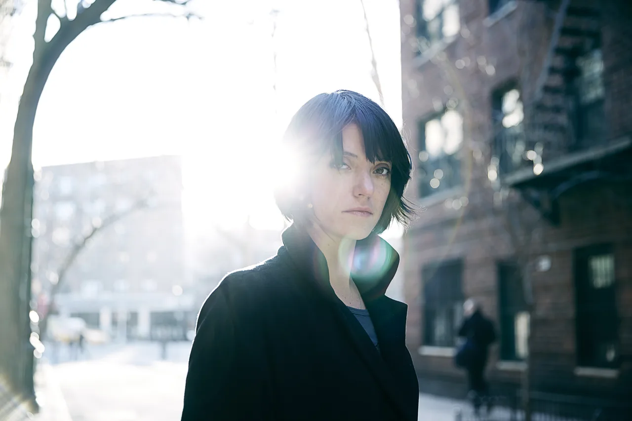 تصویر Sharon Van Etten
