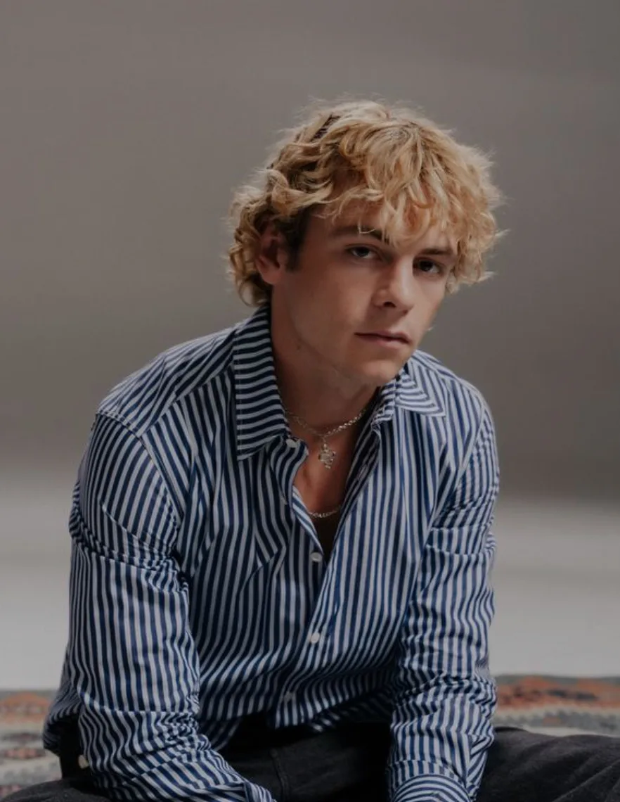تصویر Ross Lynch