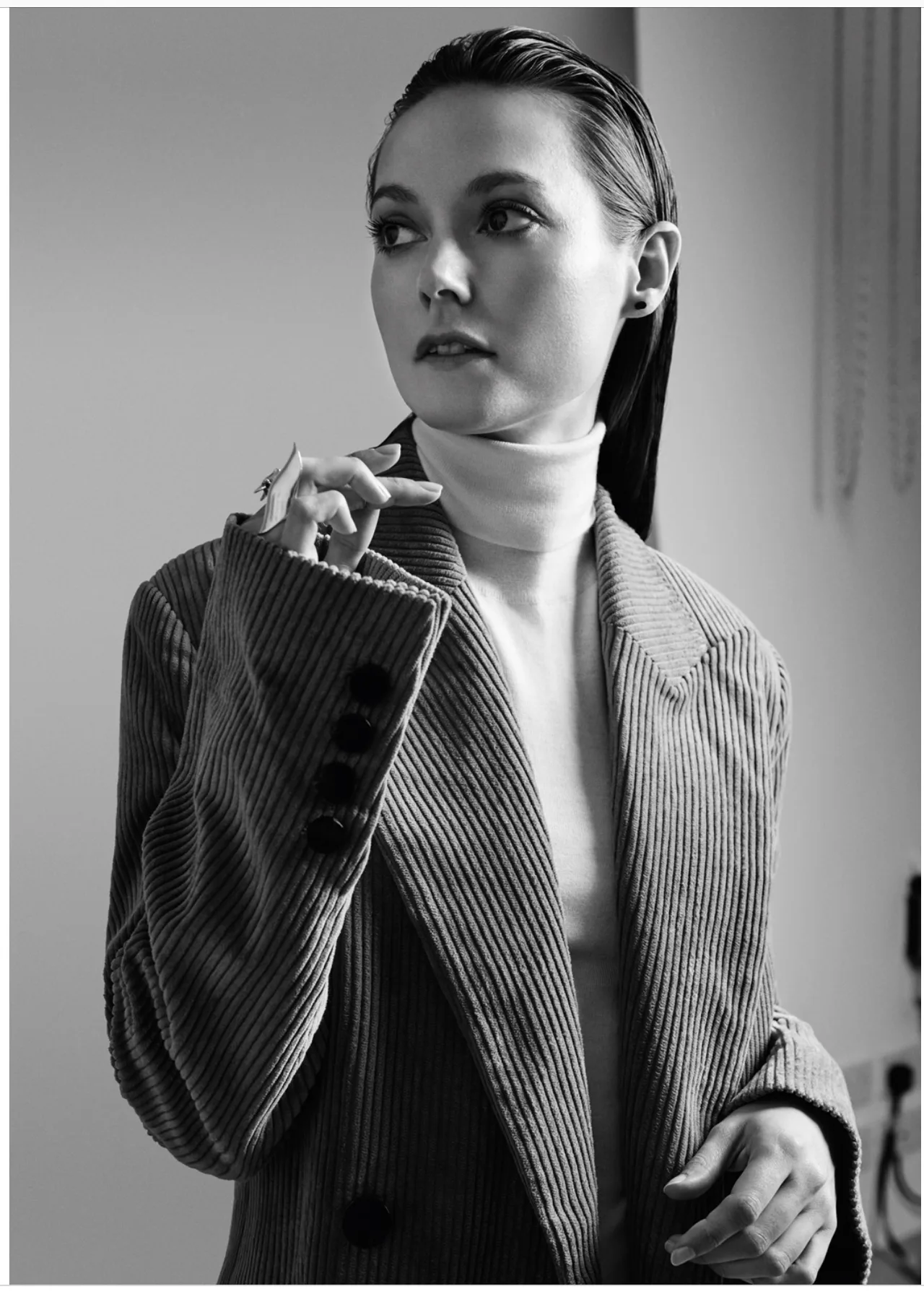 تصویر Lydia Wilson