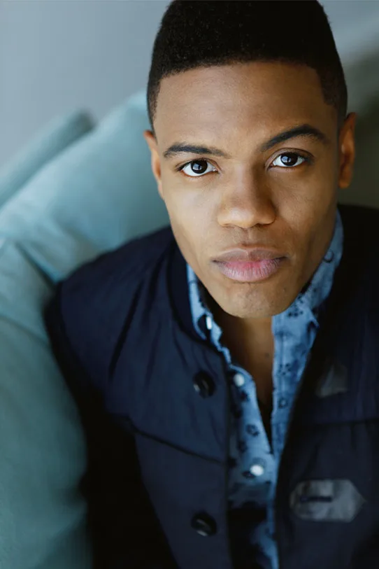 تصویر Jon Michael Hill