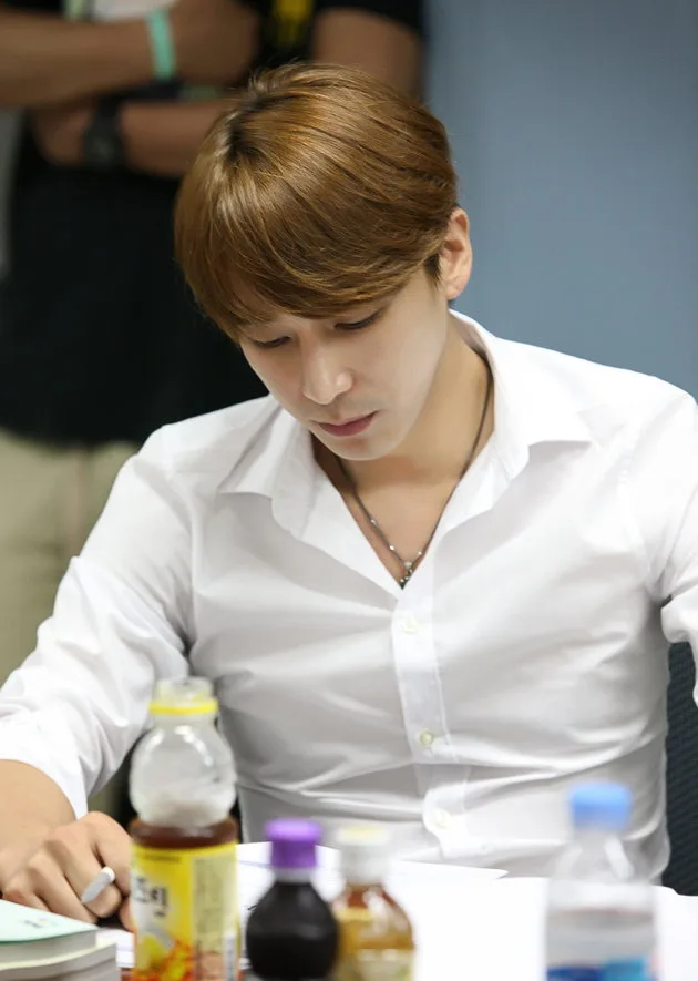 تصویر Jin Yi-Han