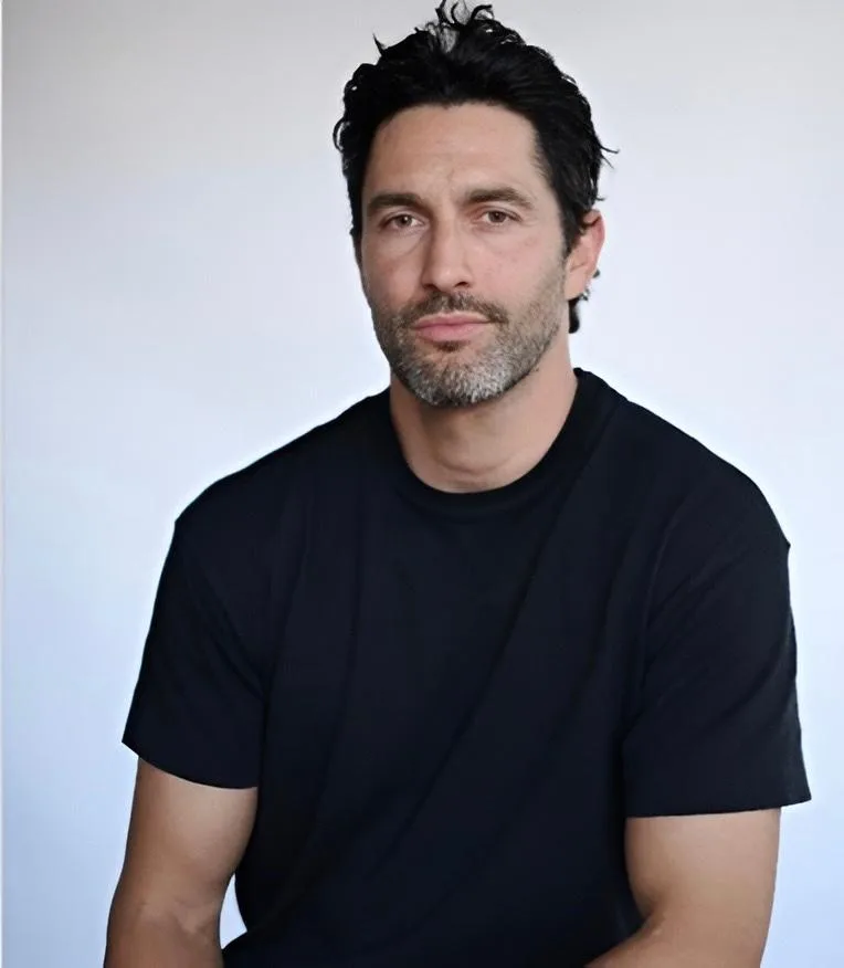 تصویر Noah Mills