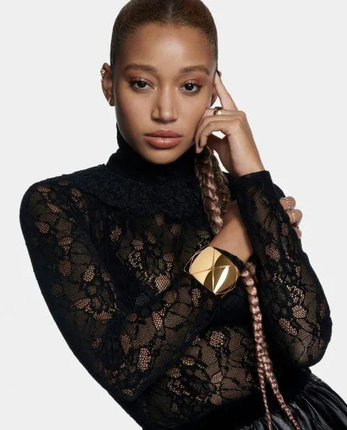 تصویر Amandla Stenberg