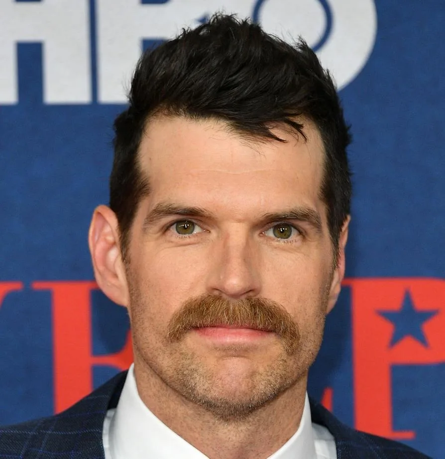 تصویر Timothy Simons
