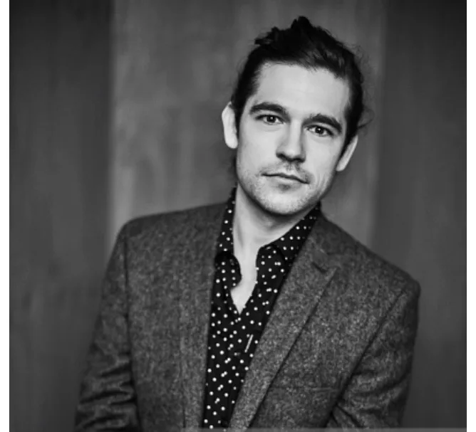 تصویر Jason Ralph