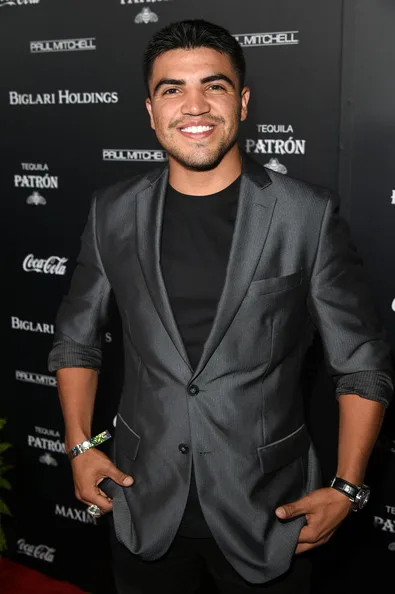 تصویر Victor Ortiz