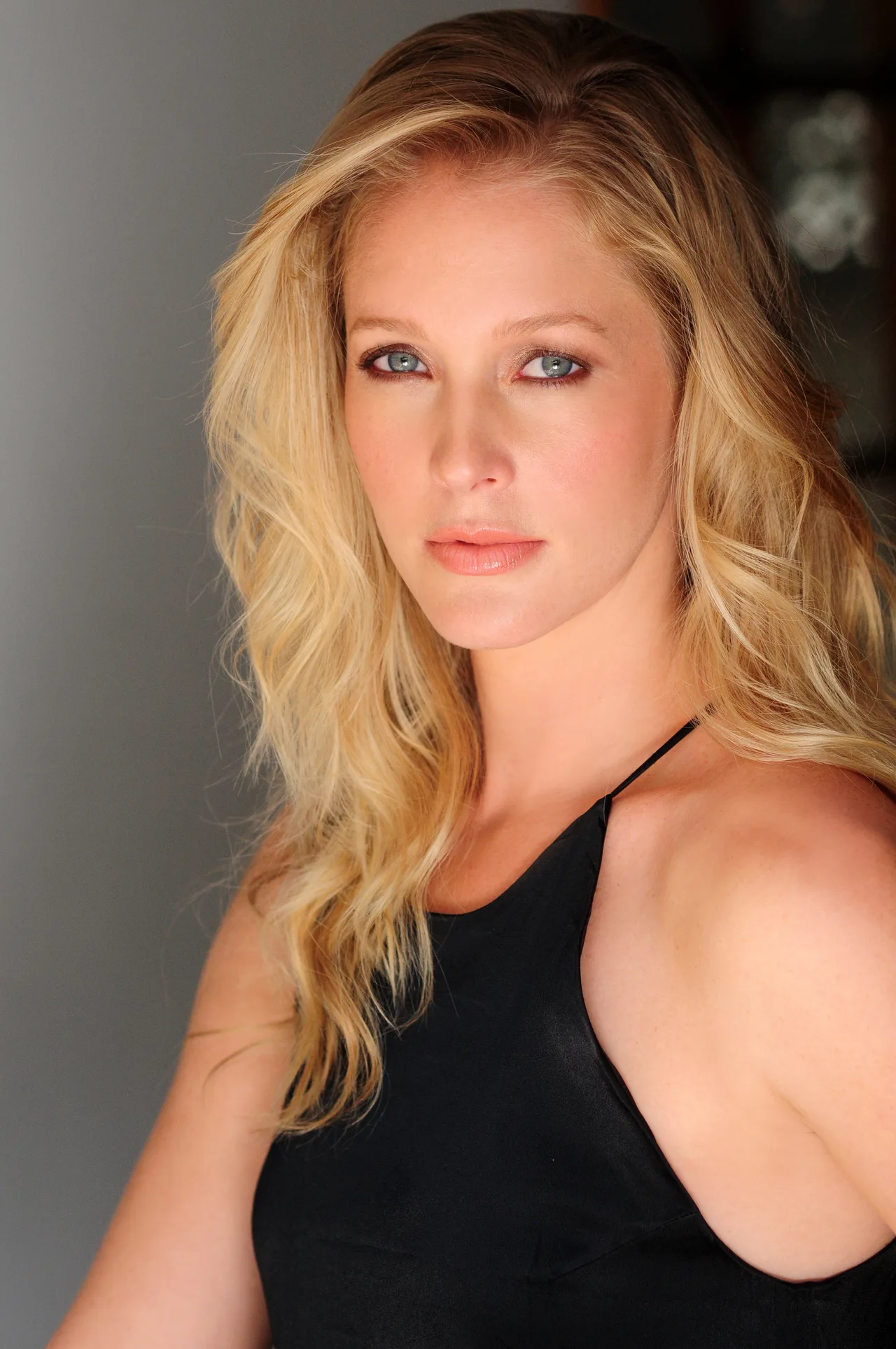 تصویر Emily Fonda