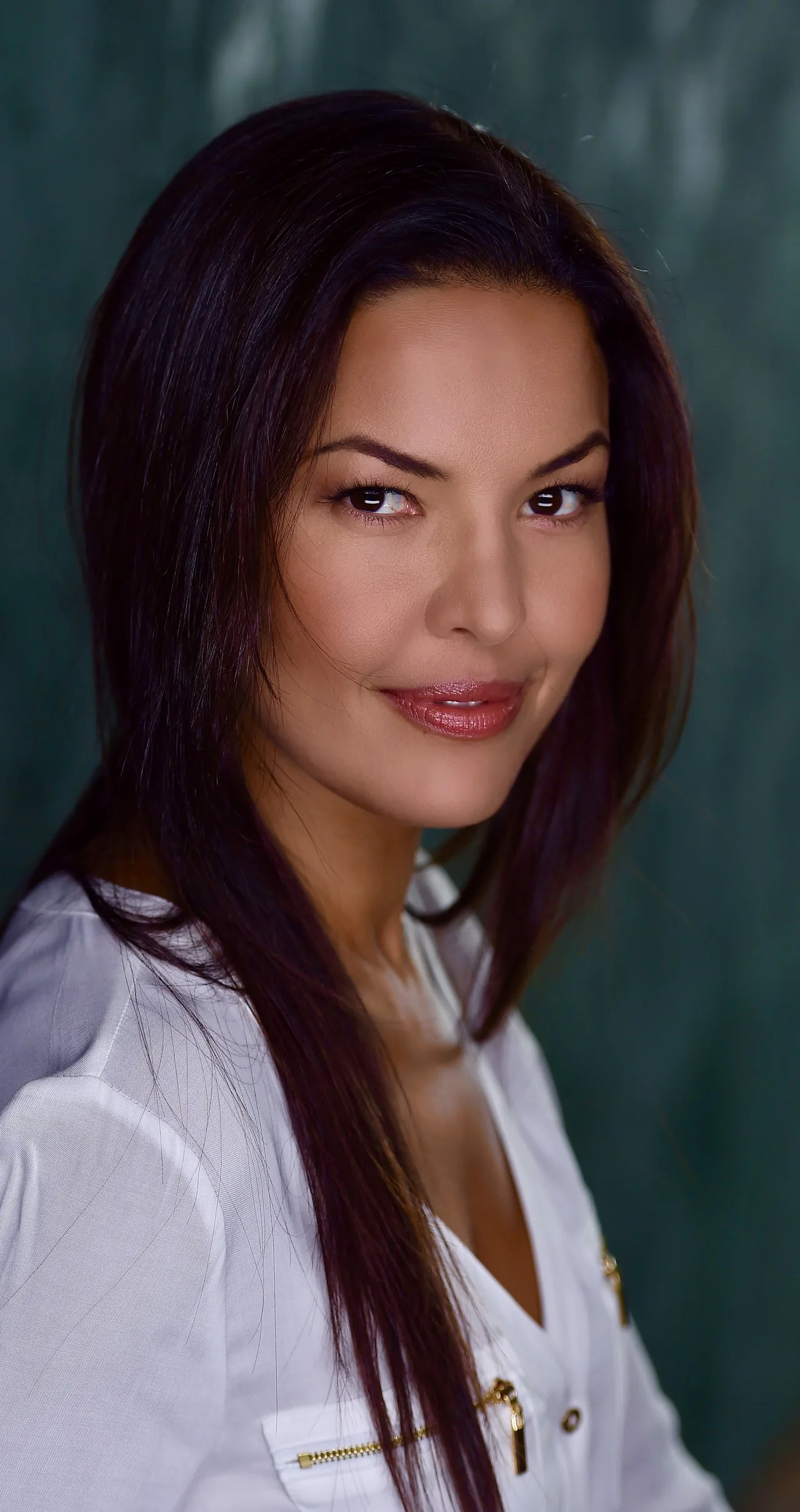 تصویر Nawal Bengholam