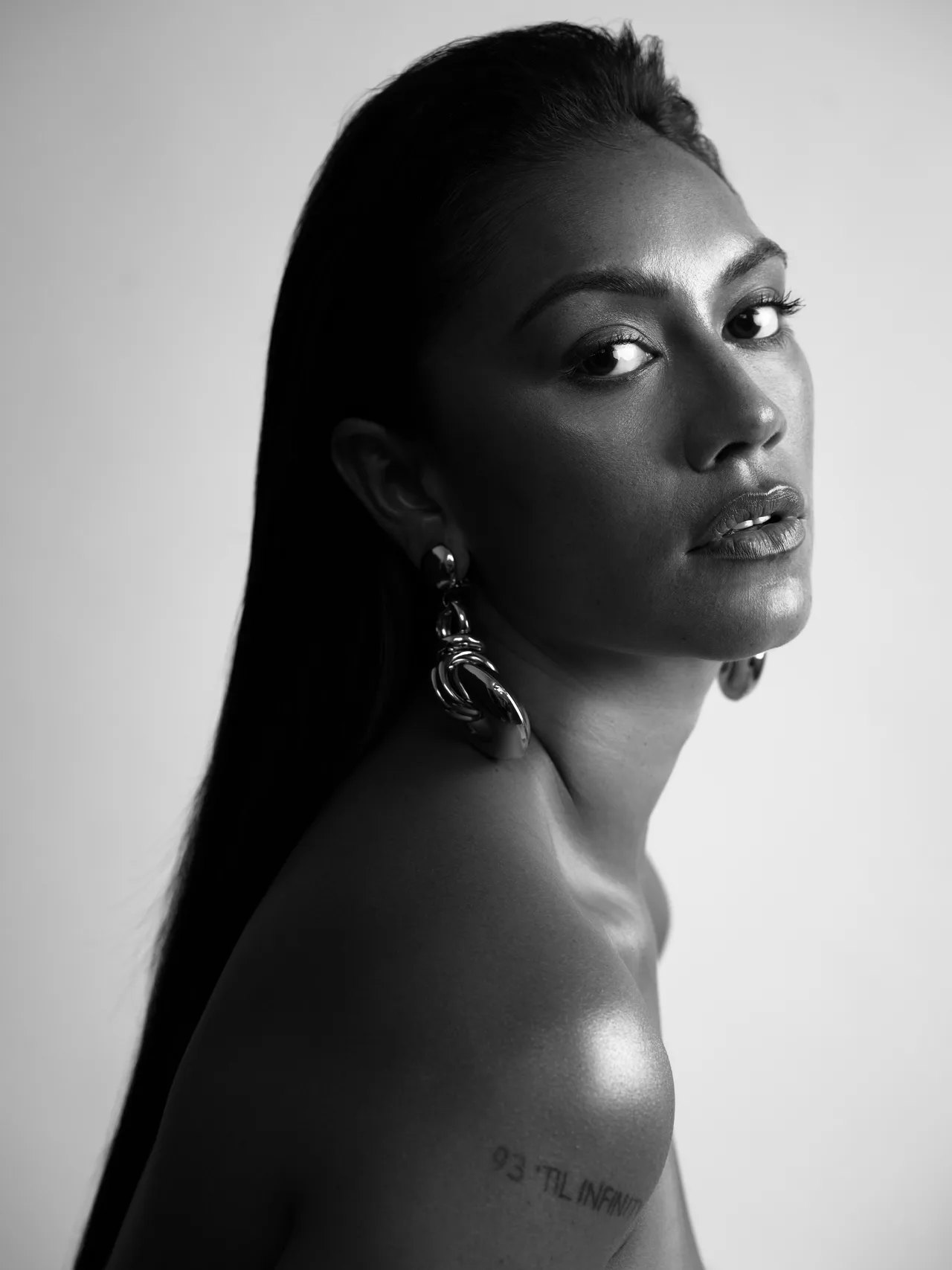 تصویر Luciane Buchanan