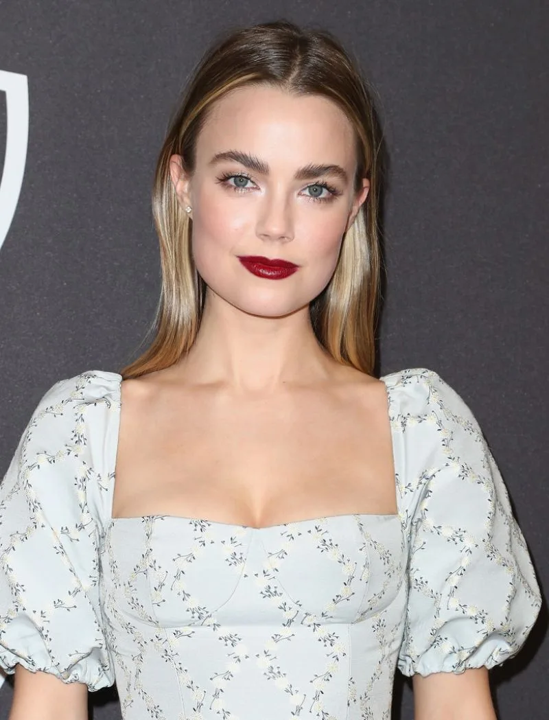 تصویر Rebecca Rittenhouse