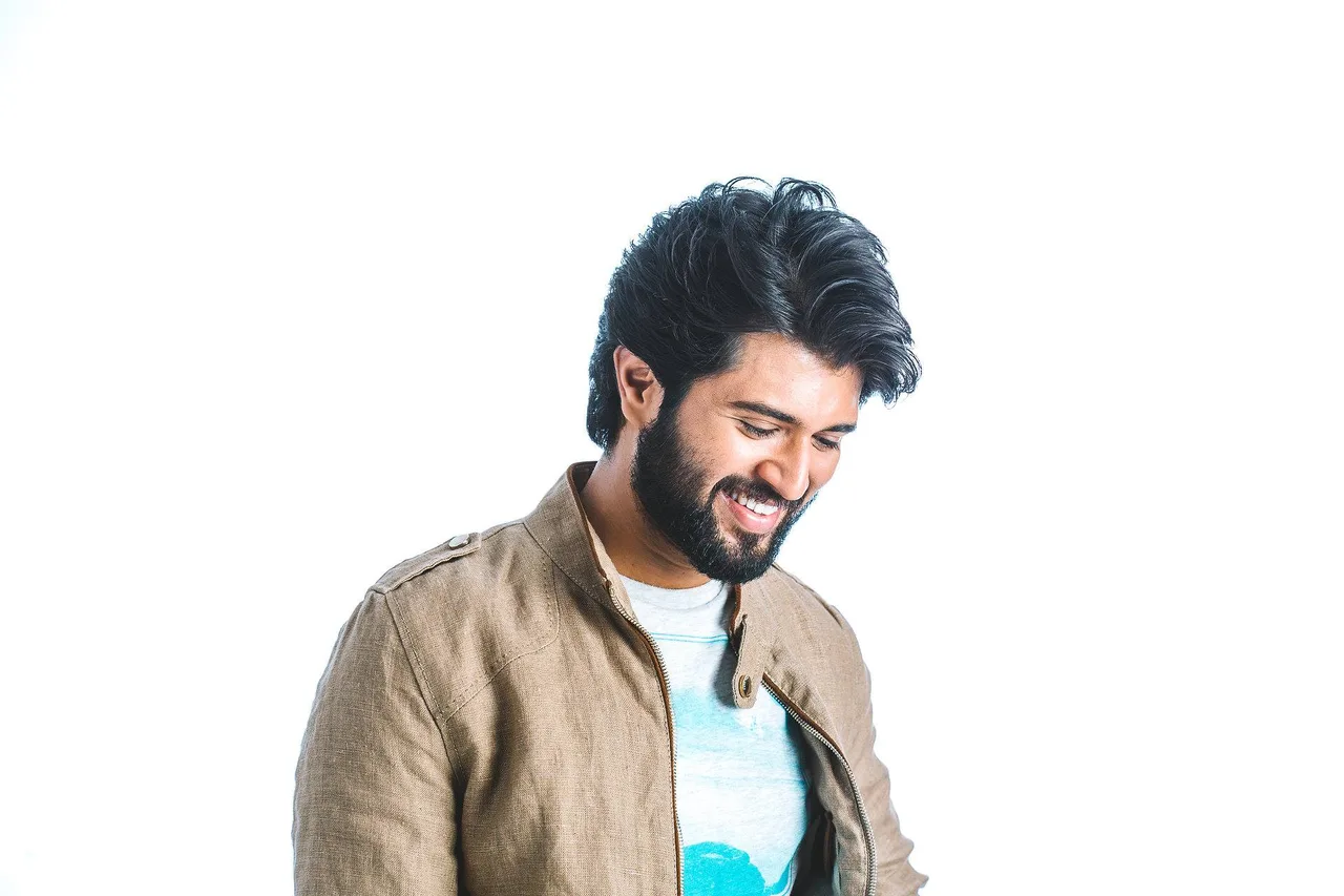 تصویر Vijay Deverakonda