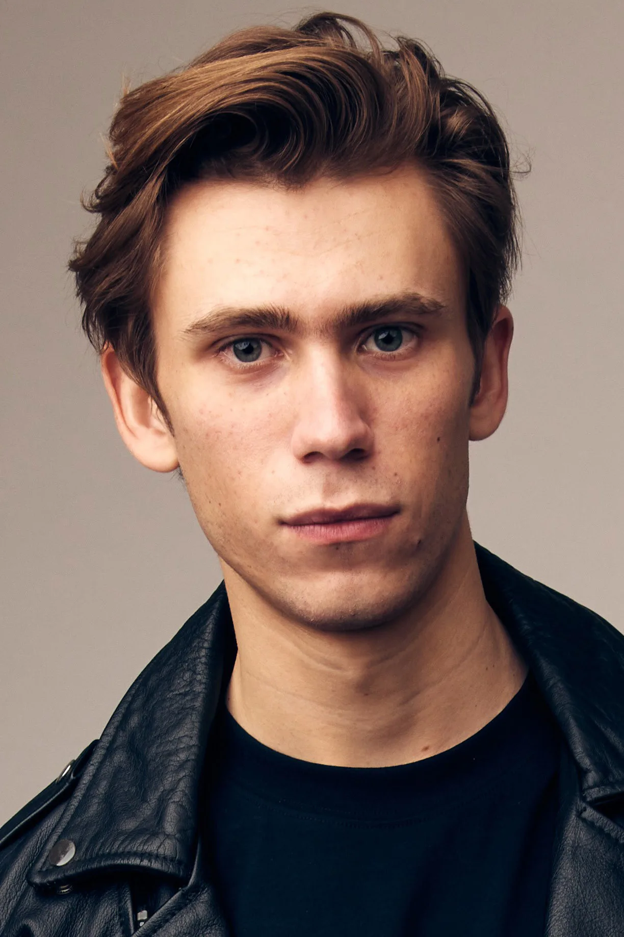 تصویر Owen Teague