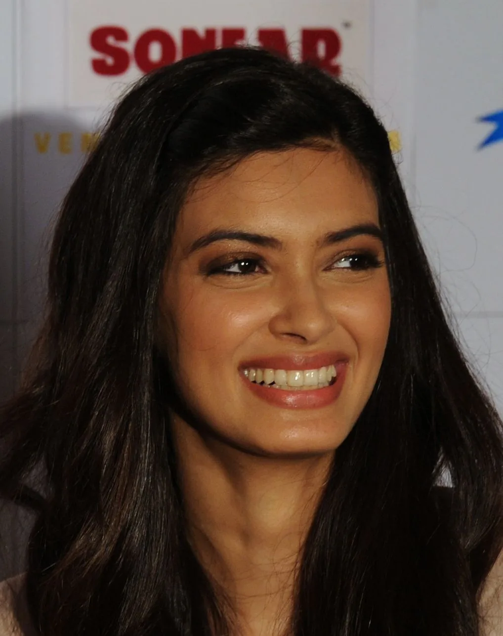 تصویر Diana Penty