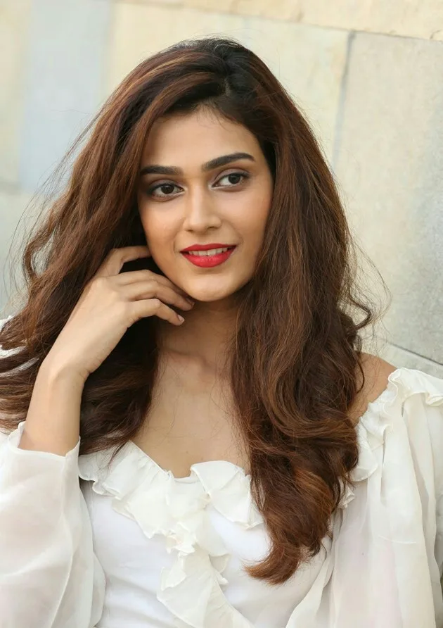 تصویر Aakanksha Singh