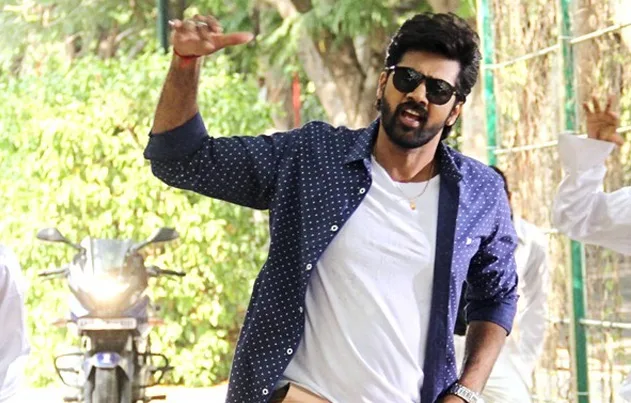تصویر Naveen Chandra