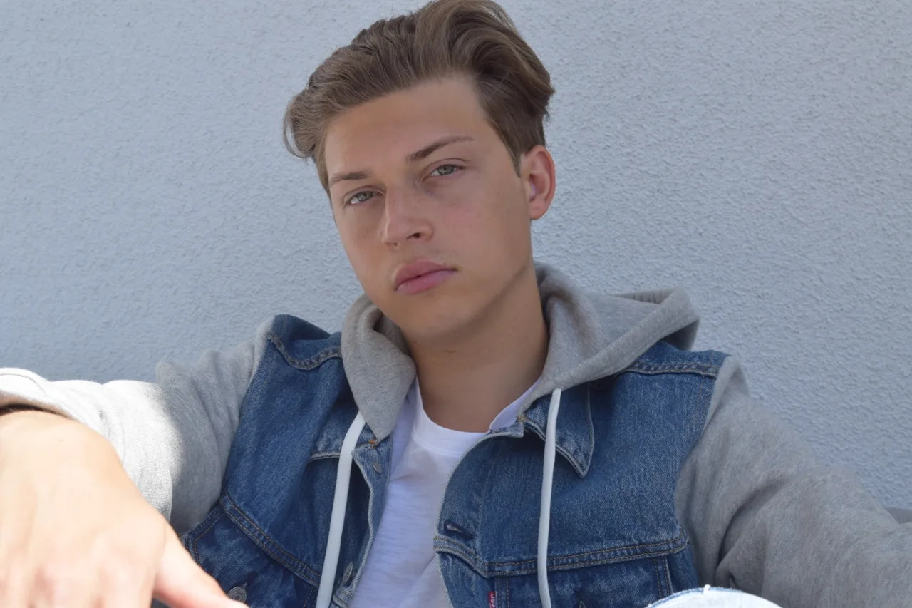 تصویر Ricky Garcia
