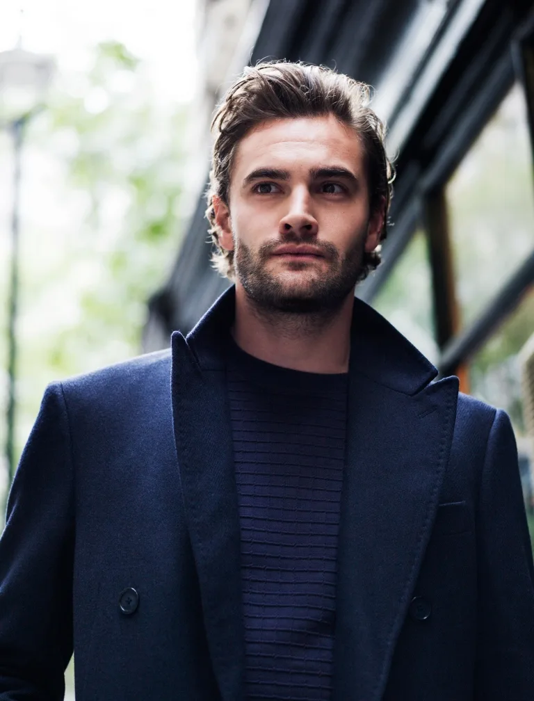 تصویر Tom Bateman