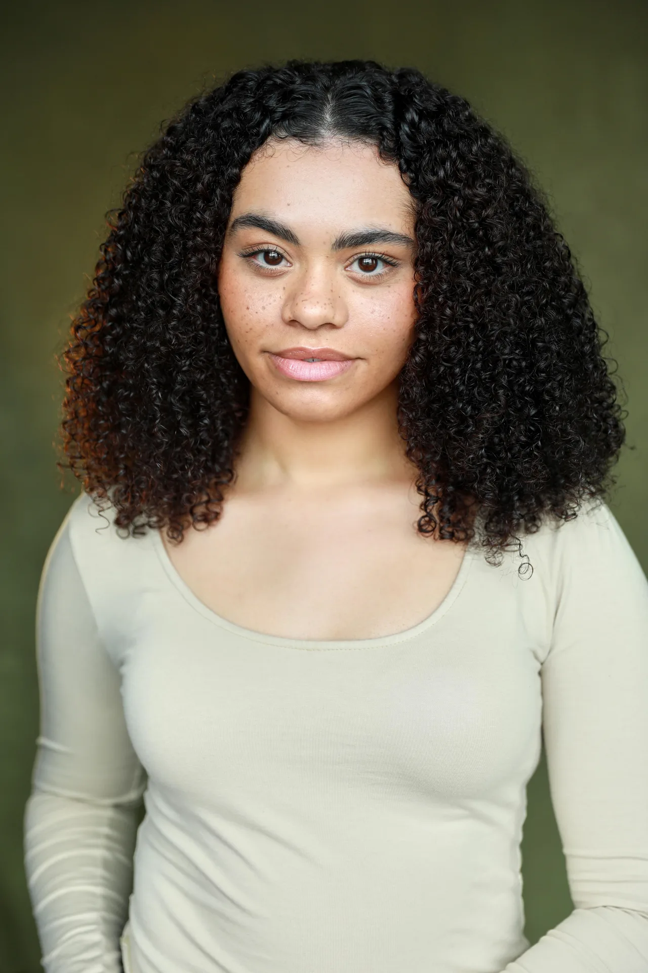 تصویر Nina Barker-Francis