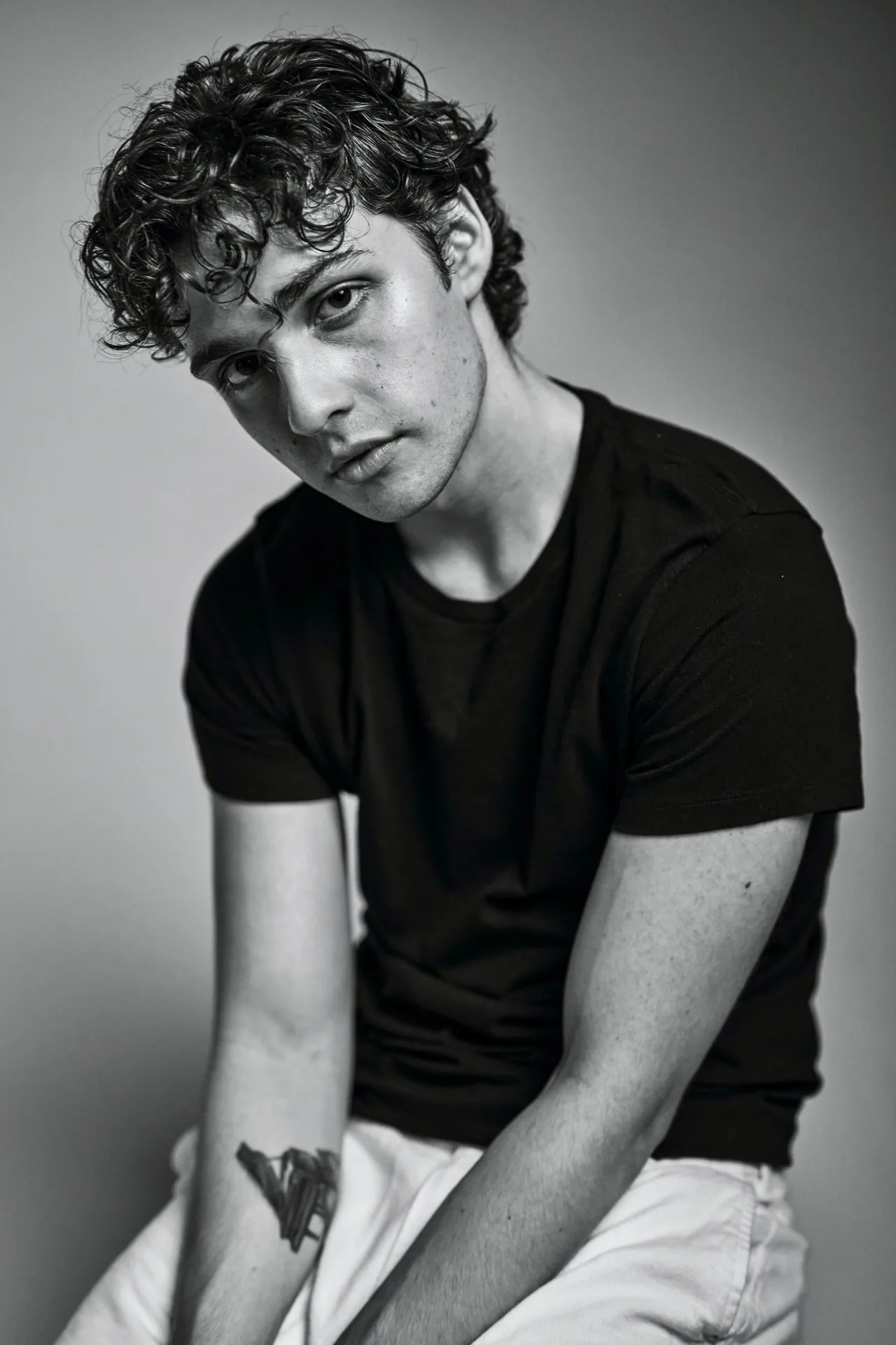 تصویر Joshua James Benard