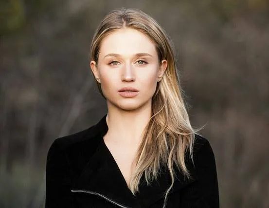 تصویر Rita Volk