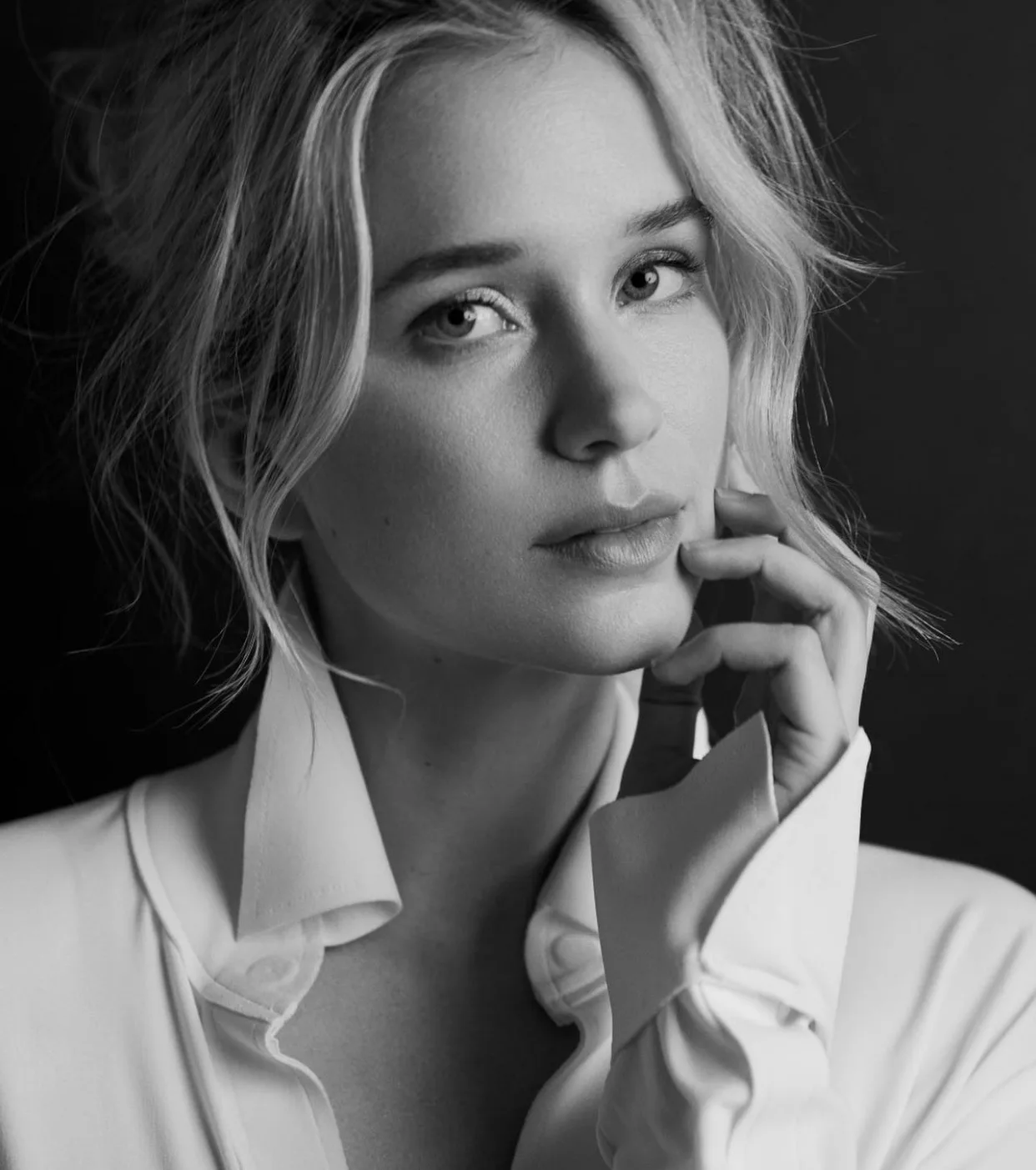 تصویر Elizabeth Lail