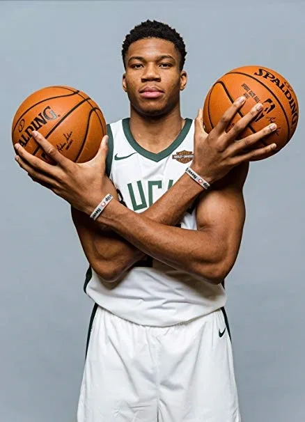 تصویر Giannis Antetokounmpo