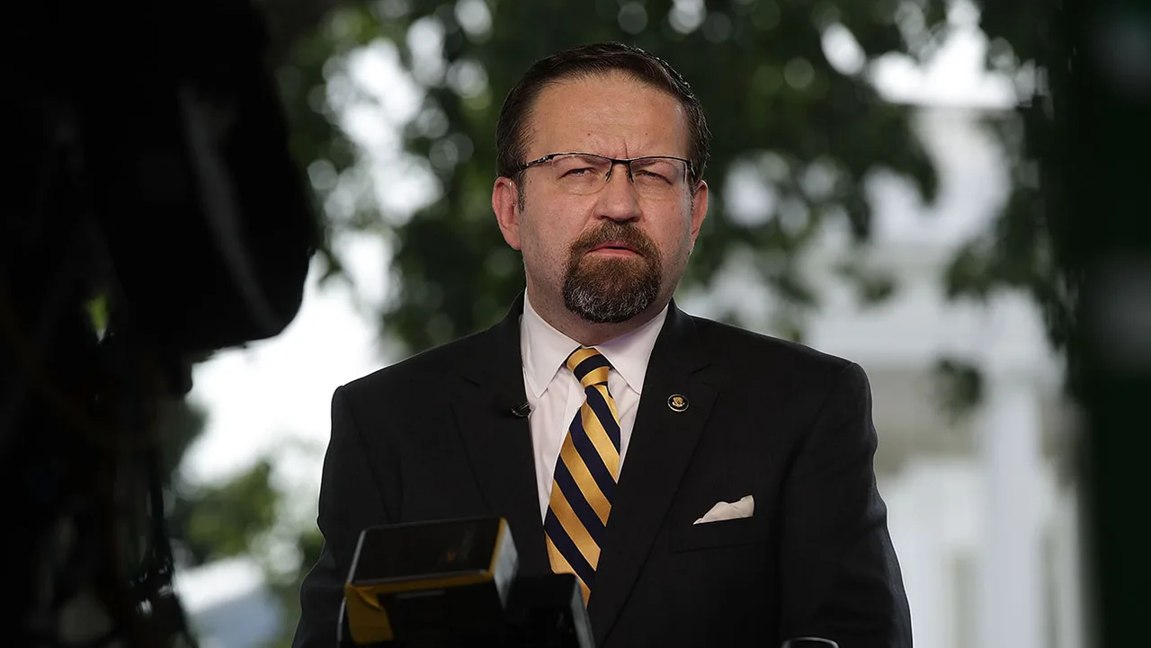تصویر Sebastian Gorka