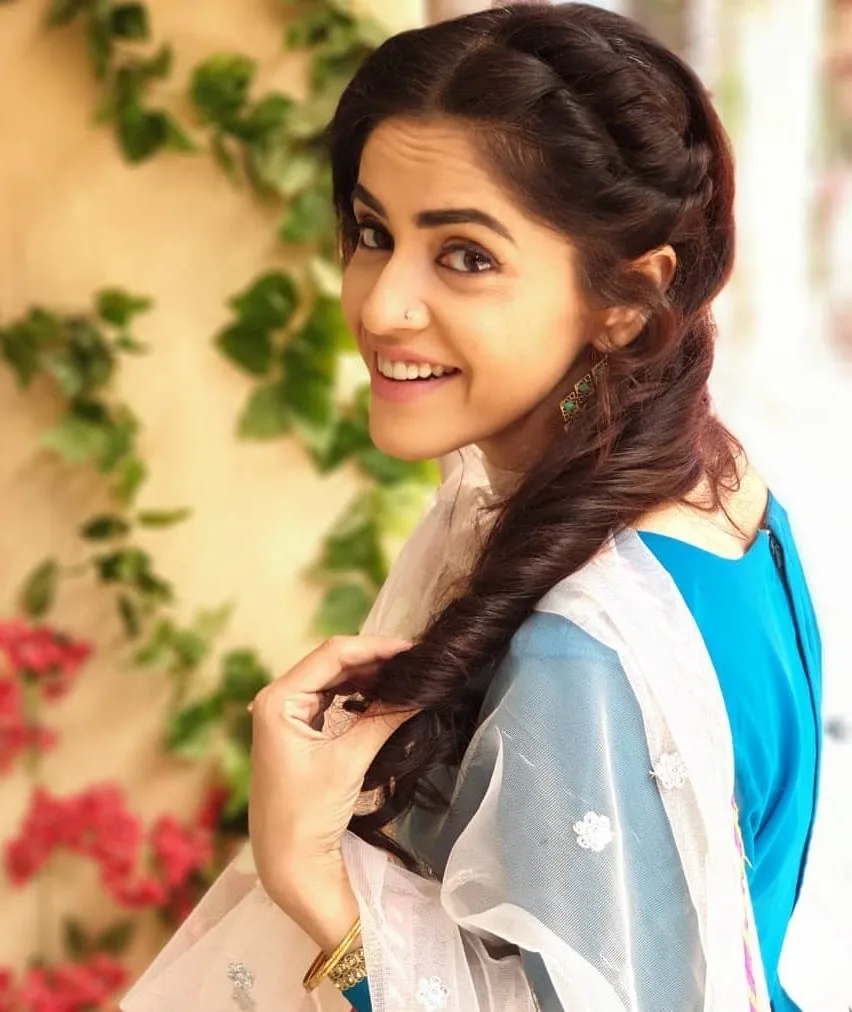 تصویر Vasundhara Kaul