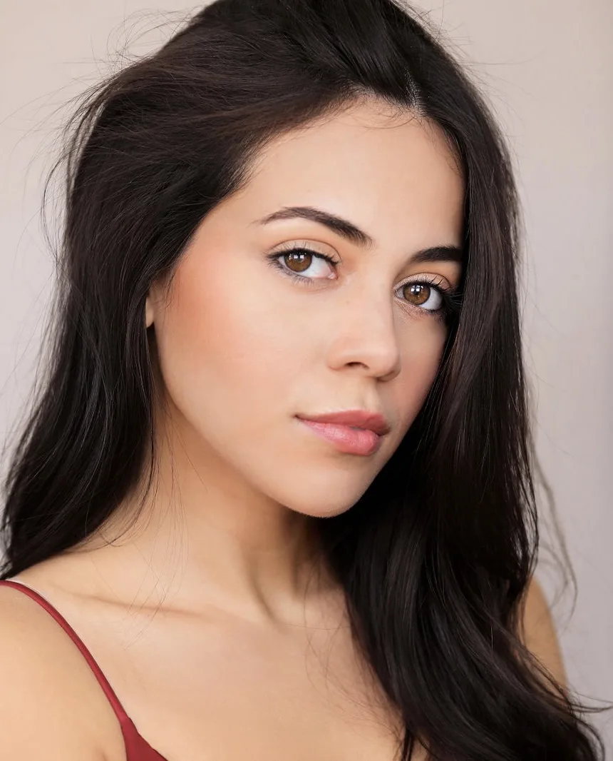 تصویر Angelique Rivera