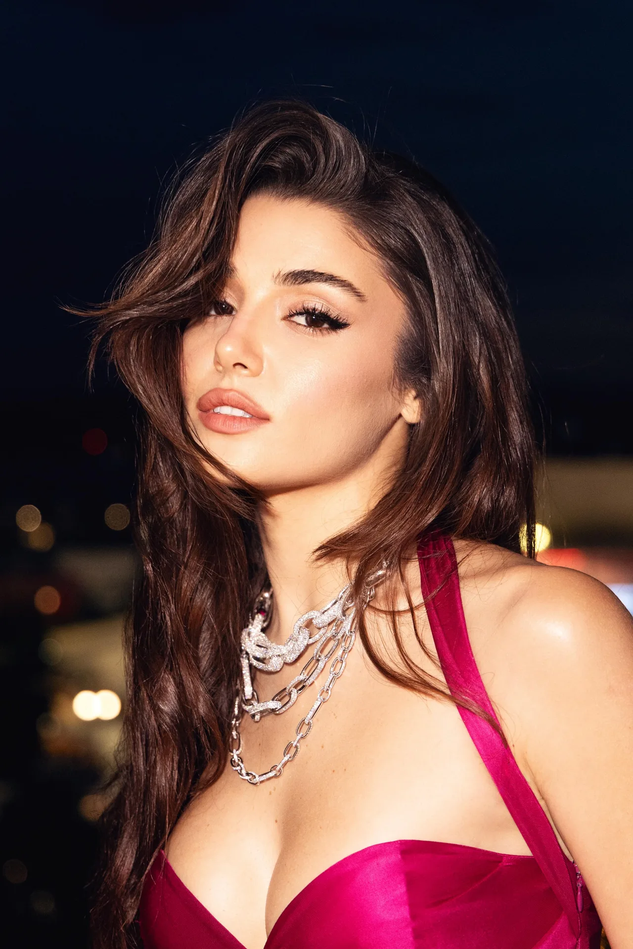 تصویر Hande Erçel
