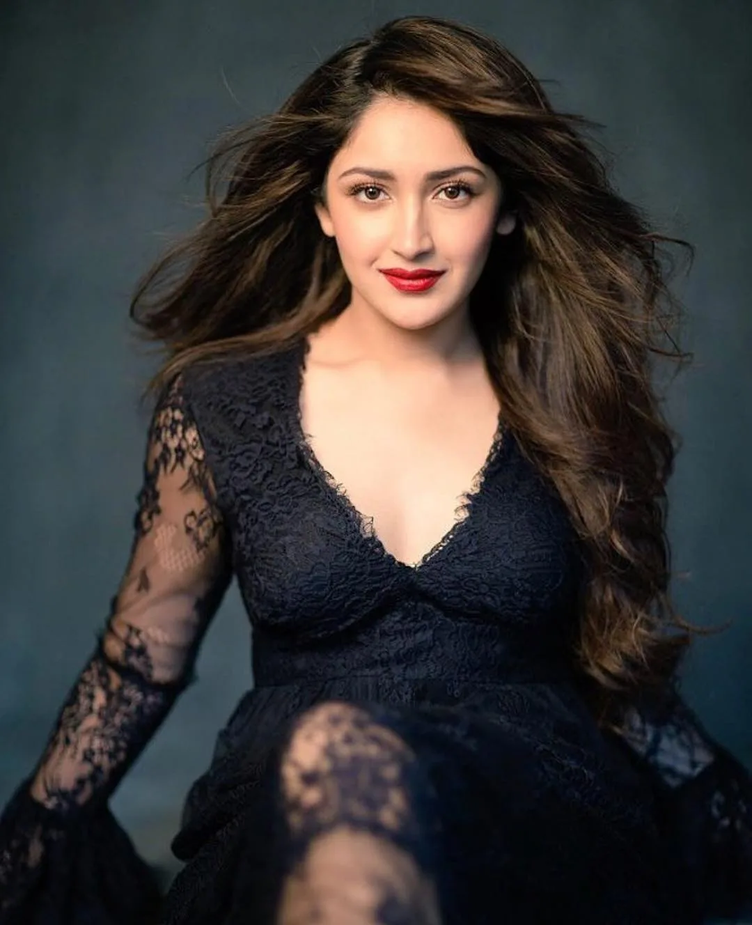 تصویر Sayyeshaa Saigal