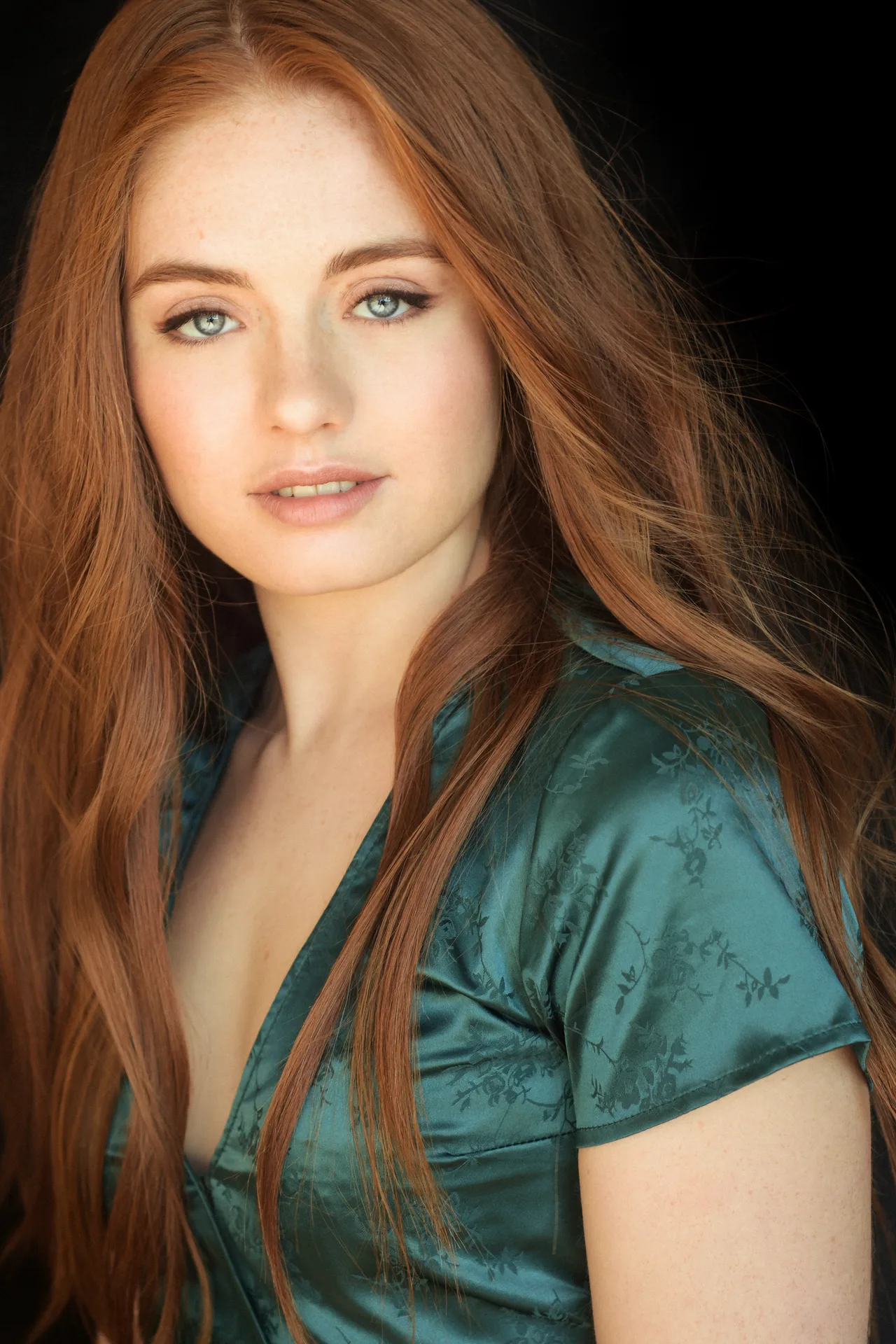 تصویر Brenna Llewellyn