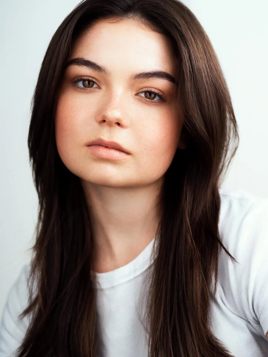 تصویر Ella Kennedy Davis