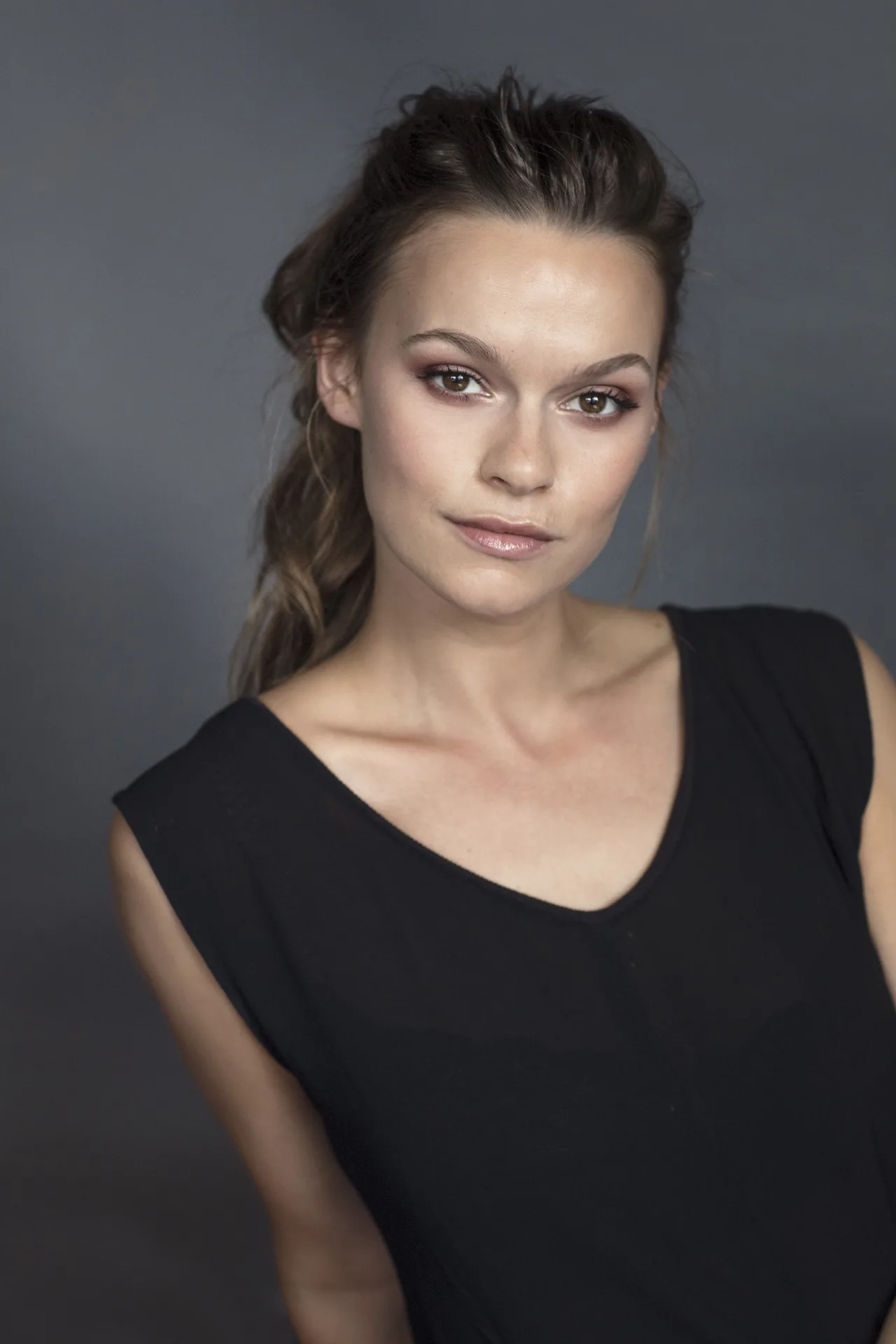 تصویر Anna-Maree Thomas