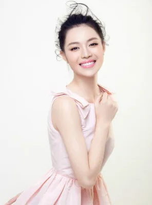 تصویر Elaine Zhong