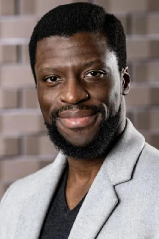 تصویر Michael Luwoye
